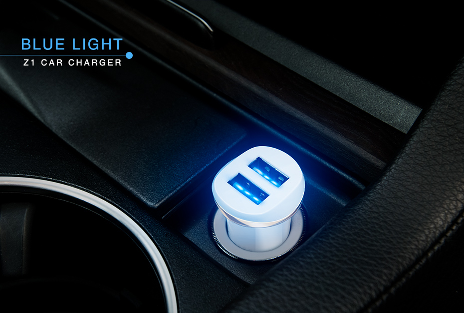 Ladeadapter fürs Auto mit Display und 2 USB Ausgängen