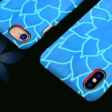 Leuchtende Wasserlilien Hülle für das iPhone 8