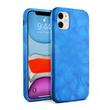 Leuchtende Wasserlilien Hülle für das iPhone 11